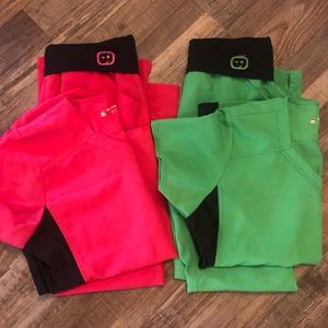 WonderWink 2 Scrub Sets